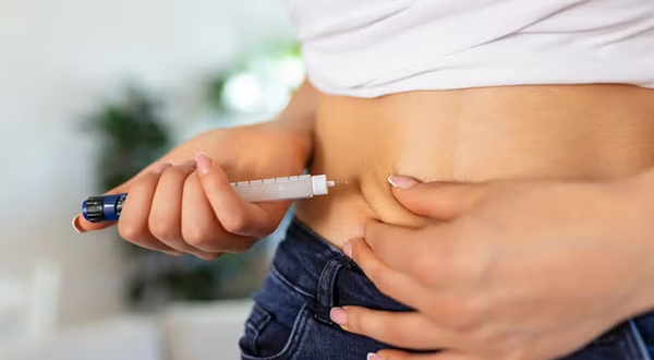 Canetas emagrecedoras e os efeitos no corpo que vão além da perda de peso